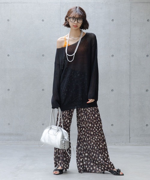 PAGEBOY（ページボーイ）の「リネンタッチシアーニットプルオーバー（ニット/セーター・レディース・ブラック/オフホワイト/オレンジ系その他3/ブラウン・FREE）」の11枚目の写真