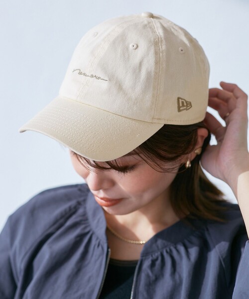 NEW ERA（ニューエラ）の「【NEW ERA(R)/ニューエラ別注】Casual Classic  logo cap（キャップ・レディース・ブラック/サックスブルー/キナリ・FREE）」の2枚目の写真