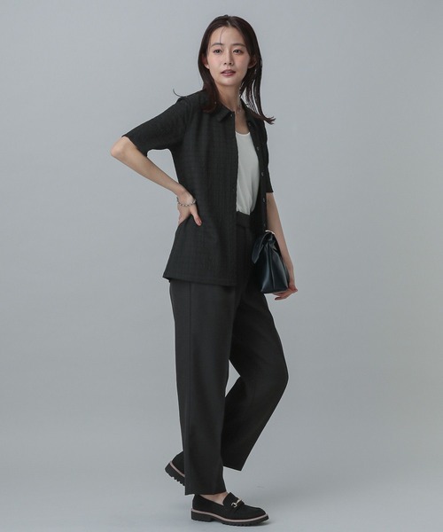GLOBAL WORK(グローバルワーク)の「MATINEE LINE/ポコポコシャツ半袖/327916(シャツ/ブラウス・レディース・ブラック/アイボリー/セージグリーン・LONG/REGULAR)」の14枚目の写真
