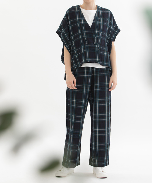nop de nod（ノップドゥノッド）の「リネンレーヨンストレートイージーパンツ（その他パンツ・レディース・ブラック/スミクロ/ネイビー・M）」の4枚目の写真