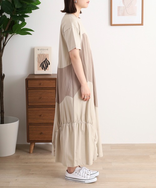 A.N.L(エーエヌエル レーベル)の「A.N.L 異素材アシメ切替カットソーワンピース(ワンピース・レディース・ブラック/グレイッシュベージュ/チャコールグレー・38)」の16枚目の写真