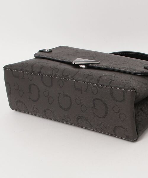 Guess(ゲス)の「MARLENA Top Handle Crossbody ハンドバッグ (ショルダーバッグ・レディース・ダークグレー・ONE SIZE)」の15枚目の写真