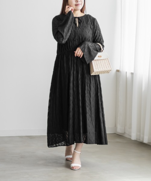 CLETTE(クレット)の「ロング丈シアーレースワンピース(ワンピース・レディース・ブラウン/アイボリー/ブラック・LL/3L/4L)」の2枚目の写真