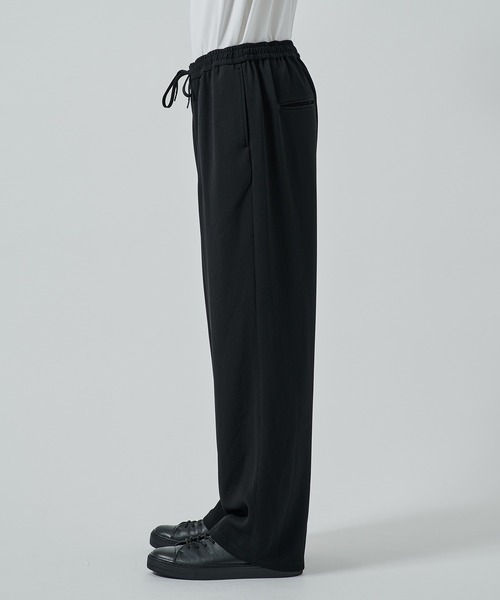 STUDIOUS(ステュディオス)の「DRY DOBBY DOUGI PANTS(スラックス・メンズ・ブラック/グレイッシュベージュ・1/2)」の5枚目の写真