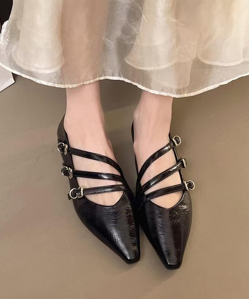 shoes365(シューズスリーシックスファイヴ)の「ポインテッドトゥストラップパンプス(パンプス・レディース・オフホワイト/ブラック・24.5cm/23.0cm/24.0cm/25.0cm/22.5cm/23.5cm)」の1枚目の写真