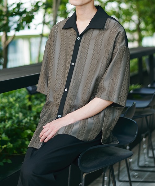 STUDIOUS（ステュディオス）の「RUSSELL LACE SHIRTS（シャツ/ブラウス・メンズ・ダークグリーン/ブラック・1/2）」の2枚目の写真