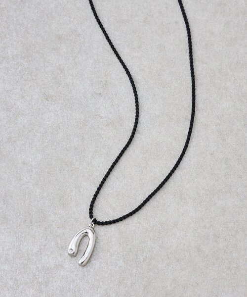 BEARDSLEY（ビアズリー）の「シルバーモチーフコードネックレス（ネックレス・レディース・ゴールド・FREE）」の6枚目の写真