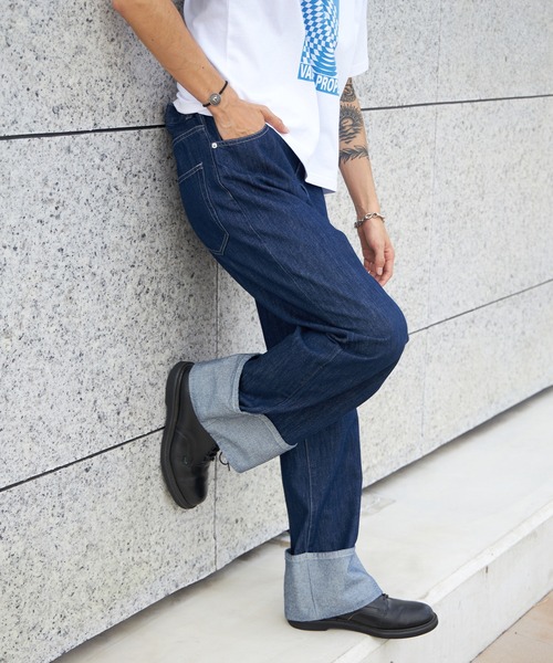 FFEIN(フェイン)の「【WEB限定】ストレートロールアップデニム(デニムパンツ・メンズ・インディゴブルー/ブラック・マルチサイズ)」の8枚目の写真