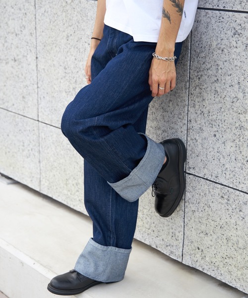 FFEIN(フェイン)の「【WEB限定】ストレートロールアップデニム(デニムパンツ・メンズ・インディゴブルー/ブラック・マルチサイズ)」の9枚目の写真
