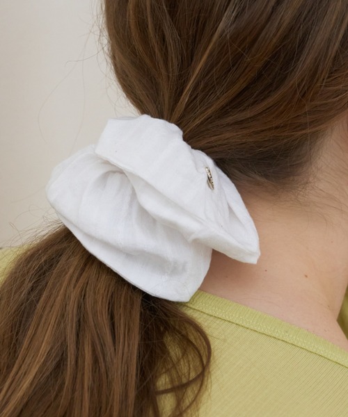 GIUNON(ジウノン)の「embroidery cotton big chouchou / エンブロイダリーコットンビッグシュシュ(シュシュ・レディース・ブラック/ホワイト/ピンク・FREE)」の7枚目の写真