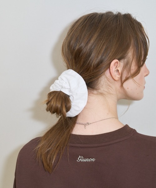 GIUNON(ジウノン)の「embroidery cotton big chouchou / エンブロイダリーコットンビッグシュシュ(シュシュ・レディース・ブラック/ホワイト/ピンク・FREE)」の17枚目の写真