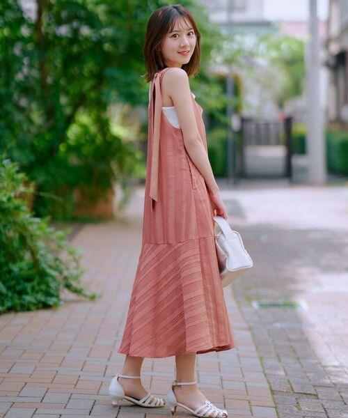 COHINA(コヒナ)の「ストライプリボンショルダーワンピース 【低身長・小柄女性】(ワンピース・レディース・ブラック/ホワイト/ピンク・ONE SIZE)」の14枚目の写真