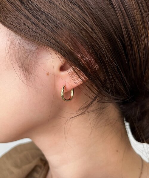 CAPRICIEUX LE'MAGE（カプリシューレマージュ）の「〈GOLDY/ゴールディ〉2WAYハートフープピアス（ピアス（両耳用）・レディース・シルバー/ゴールド・FREE）」の7枚目の写真