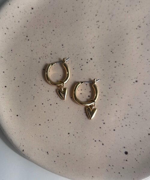 CAPRICIEUX LE'MAGE（カプリシューレマージュ）の「〈GOLDY/ゴールディ〉2WAYハートフープピアス（ピアス（両耳用）・レディース・シルバー/ゴールド・FREE）」の9枚目の写真