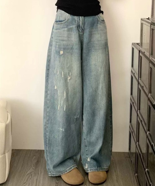 MAISON DE THERESE（メゾン ド テレーズ）の「ウォッシュ加工ダメージデザインワイドレッグジーンズ（デニムパンツ・レディース・ブルー・S/M/L/XL/XS/2XL）」の2枚目の写真