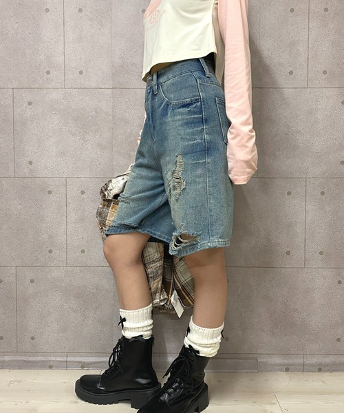 NANEA(ナネア)の「ダメージデニムハーフパンツ(デニムパンツ・レディース・ブルー・X-SMALL/SMALL/MEDIUM/LARGE)」の19枚目の写真