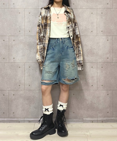 NANEA(ナネア)の「ダメージデニムハーフパンツ(デニムパンツ・レディース・ブルー・X-SMALL/SMALL/MEDIUM/LARGE)」の18枚目の写真