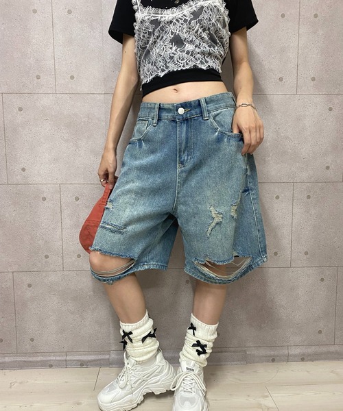 NANEA(ナネア)の「ダメージデニムハーフパンツ(デニムパンツ・レディース・ブルー・X-SMALL/SMALL/MEDIUM/LARGE)」の12枚目の写真