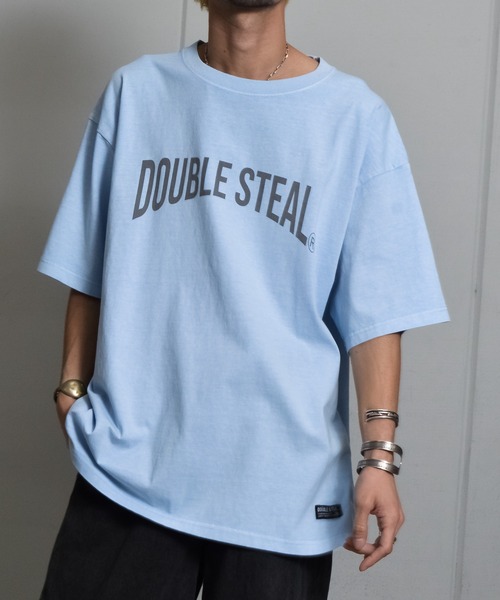 DOUBLE STEAL(ダブルスティール)の「ピグメントアソートロゴ半袖Tシャツ(Tシャツ/カットソー・メンズ・グレー系1/ホワイト系1/アイボリー/サックスブルー/サックスブルー系1/チャコールグレー・LARGE/MEDIUM)」の5枚目の写真