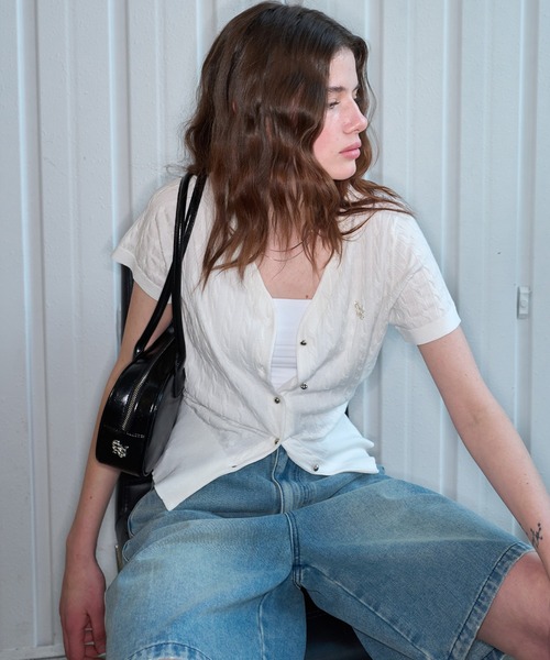 GENERAL IDEA(ジェネラルアイデア)の「GENERAL IDEA/ジェネラルアイディア tencel v-neck cable cardigan カーディガン(カーディガン/ボレロ・レディース・ブラック/ブルー/ラベンダー/ホワイト/ピンク・S/M/L)」の8枚目の写真