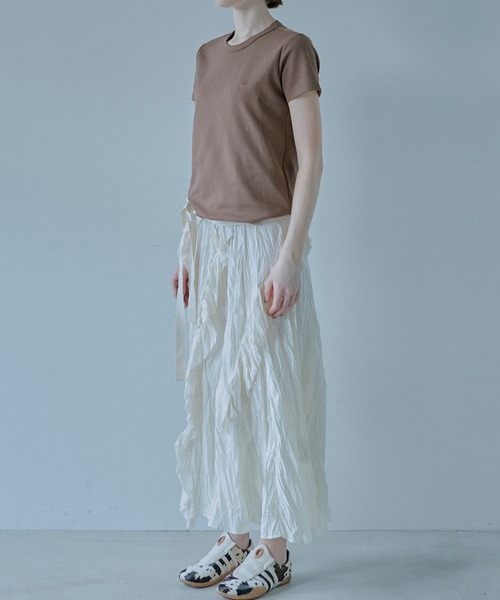 LE CIEL BLEU(ルシェルブルー)の「クリンクルドラッフルキャムドレス / Crinckled Ruffle Cami Dress(ワンピース・レディース・オフホワイト/ブラック・36/38)」の4枚目の写真