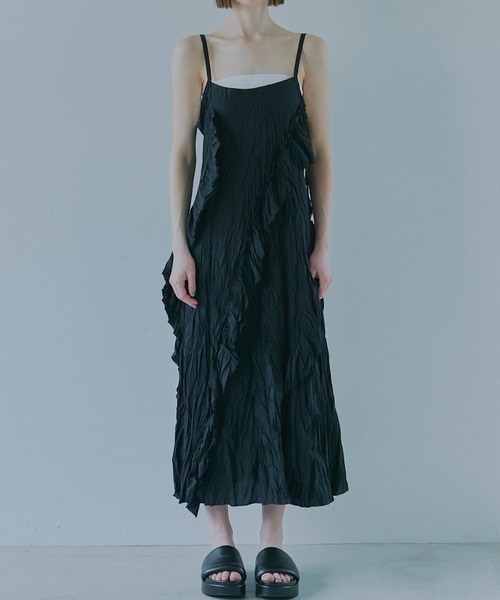 LE CIEL BLEU(ルシェルブルー)の「クリンクルドラッフルキャムドレス / Crinckled Ruffle Cami Dress(ワンピース・レディース・オフホワイト/ブラック・36/38)」の15枚目の写真