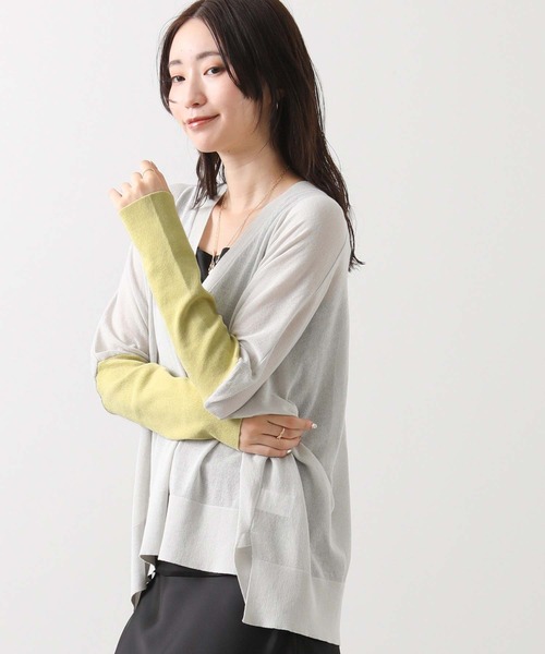 Gready Brilliant（グレディブリリアン）の「シアーポンチョ配色スリーブニット（ニット/セーター・レディース・アイボリー/ライトグレー・FREE）」の16枚目の写真