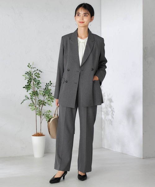 a.v.v(アーヴェヴェ)の「ポイントベーシックパンプス(パンプス・レディース・ブラック/アイボリー・24.5/23.5)」の4枚目の写真