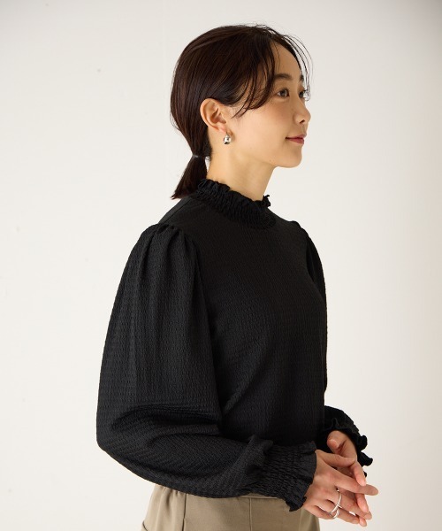 riziere(リジェール)の「MOM:シャーリングカラープルオーバー(KIDSとお揃い)(Tシャツ/カットソー・レディース・アイボリー/ブラック・FREE)」の12枚目の写真