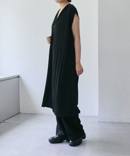 プリーツジレワンピース【SUM1 STYLE(スミスタイル