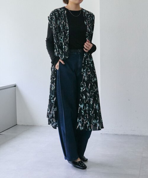 イアハピヨネ プリーツワンピース【SUM1 STYLE(スミ スタイル)】美品 SUM1 STYLE(スミスタイル) ピーコック柄ランダムプリーツ