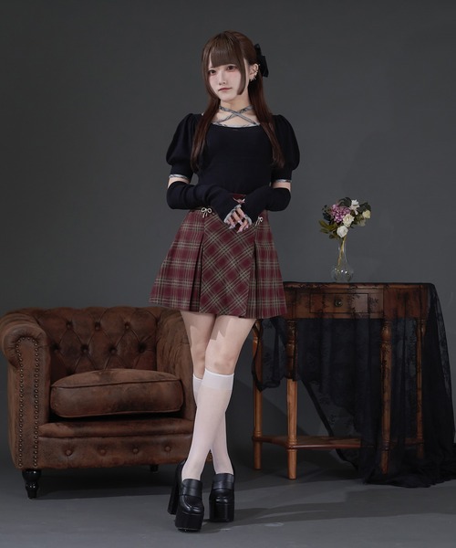 Pal elfy(パルエルフィー)の「リボンビジュー付きタックミニスカート(スカート・レディース・ボルドー/ブラック系その他・LARGE/フリー)」の18枚目の写真
