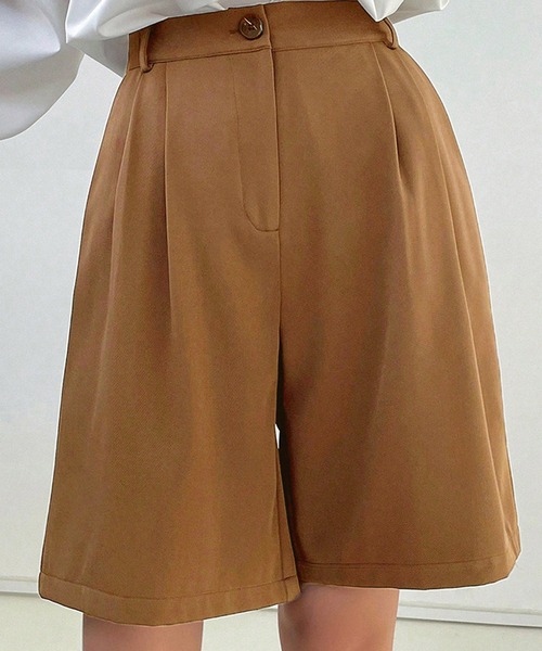HALEY PESCA(ヘーリーペスカ)の「HALEY PESCA/タック入り ベーシックハーフパンツ(スラックス・レディース・ブラック/ブラウン・MEDIUM/SMALL)」の5枚目の写真