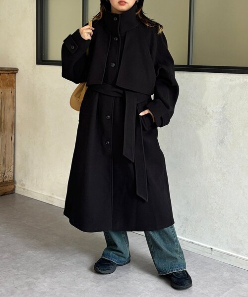 CPCM（シーピーシーエム）の「ケープ付き軽量メルトンスタンドコート（その他アウター・レディース・ブラウン系その他/ブラック/オフホワイト/グレー・FREE）」の3枚目の写真