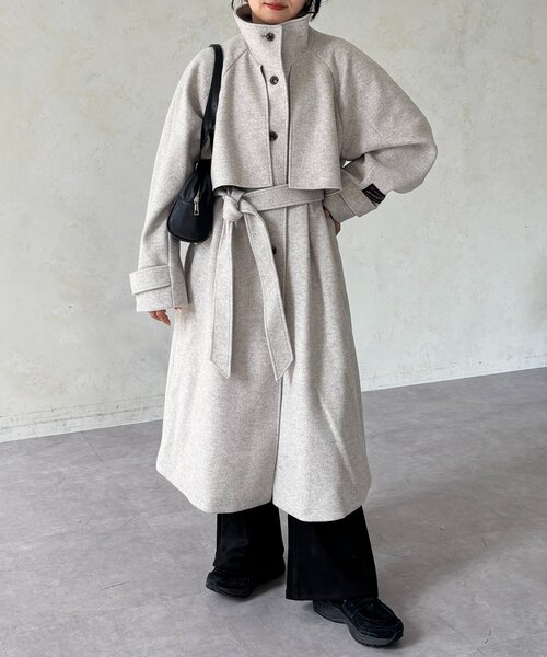 CPCM（シーピーシーエム）の「ケープ付き軽量メルトンスタンドコート（その他アウター・レディース・ブラウン系その他/ブラック/オフホワイト/グレー・FREE）」の5枚目の写真