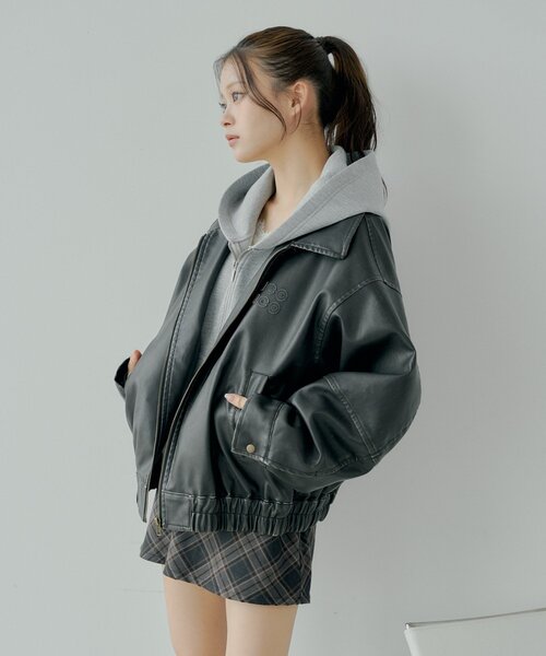 Chico(チコ)の「【ファー取り外し可能】フェイクレザールーズジップブルゾン(ブルゾン・レディース・ブラウン/ブラック/ブラック系その他3/アイボリー/ブラウン系その他3・FREE/MEDIUM)」の12枚目の写真