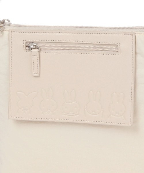 studio CLIP（スタディオクリップ）の「フワフワポケット付きショルダーバッグ[Dick Brunaコラボ]（ショルダーバッグ・レディース・ブラック/アイボリー・FREE）」の18枚目の写真