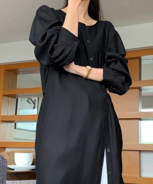 ReRe(リリ)の「バックプリーツロングシャツワンピース(シャツワンピース・レディース・ブラック/ベージュ・FREE)」の11枚目の写真