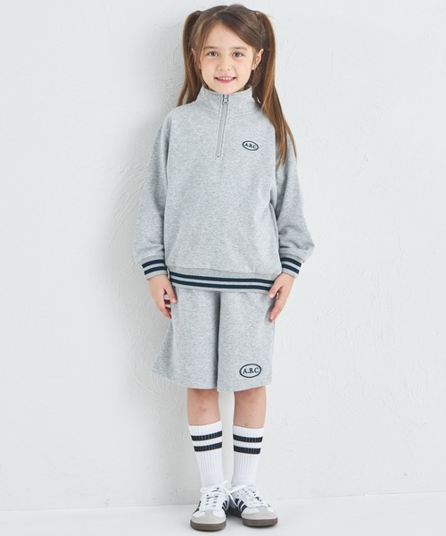 pairmanon(ペアマノン)の「【サラッとスウェット】ユニセックス 刺繍入り ハーフジップ&ハーフパンツ セットアップ(セットアップ・キッズ・オレンジ系その他/ブラック/グレー・90/100/110/120/130/140/150)」の2枚目の写真