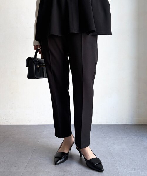 Chez toi(シェトワ)の「【セレモニー対応可】フロッキードットテーパードパンツ(その他パンツ・レディース・ベージュ/ネイビー/ブラック/ブラック系その他・FREE)」の3枚目の写真