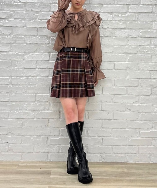 31 Sons de mode（トランテアン　ソン　ドゥ　モード）の「ベルト付きタックスカショーパン（その他パンツ・レディース・ベージュ/ブラウン系/グレー・S/M）」の10枚目の写真