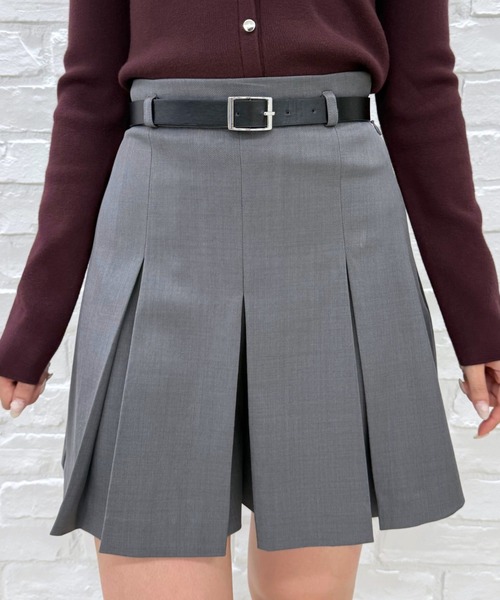 31 Sons de mode（トランテアン　ソン　ドゥ　モード）の「ベルト付きタックスカショーパン（その他パンツ・レディース・ベージュ/ブラウン系/グレー・S/M）」の13枚目の写真