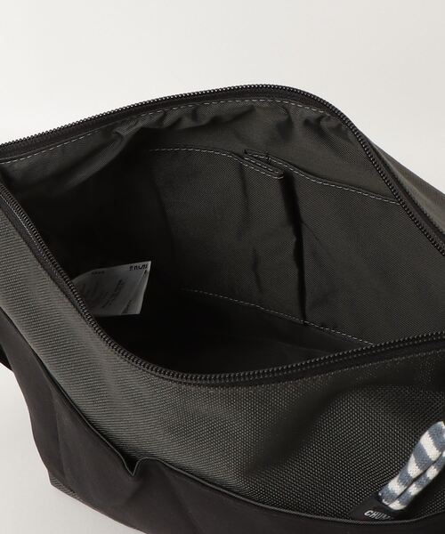CHUMS（チャムス）の「チャムス CHUMS Collect Shoulder Sweat Nylon（ショルダーバッグ・メンズ・その他・ONE SIZE）」の4枚目の写真