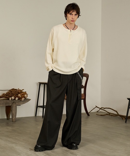 Forte(フォルテ)(フォルテ)の「Thermal Texture Henley Top/サーマルテクッスチャーヘンリーネックトップ(Tシャツ/カットソー・メンズ・アイボリー/ブラウン/グレー・MEDIUM/LARGE)」の4枚目の写真