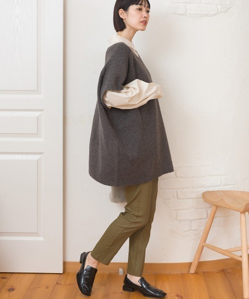 OMNES(オムネス)の「美脚ストレッチ テーパードシルエットタックパンツ(その他パンツ・レディース・ブルー/ブラック/カーキ/イエロー・SMALL/MEDIUM/LARGE)」の14枚目の写真