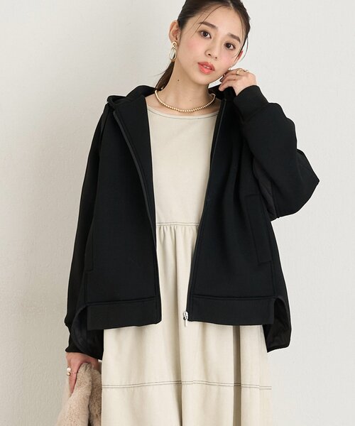 un dix cors（アンディコール）の「《大人カジュアルに◎》モスダンボール中綿切替フードジャケット（ダウンジャケット/コート・レディース・ブラック/ライトグレー・FREE）」の2枚目の写真