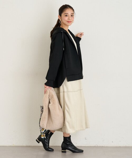 un dix cors（アンディコール）の「《大人カジュアルに◎》モスダンボール中綿切替フードジャケット（ダウンジャケット/コート・レディース・ブラック/ライトグレー・FREE）」の14枚目の写真