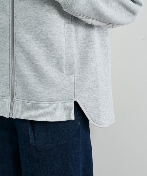 un dix cors（アンディコール）の「《大人カジュアルに◎》モスダンボール中綿切替フードジャケット（ダウンジャケット/コート・レディース・ブラック/ライトグレー・FREE）」の6枚目の写真