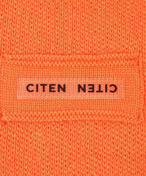 CITEN（シテン）の「＜CITEN＞クリアロゴニットマフラー（マフラー・レディース・グレー系/オレンジ/ロイヤルブルー・FREE）」の17枚目の写真
