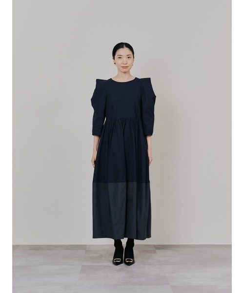 DOLLUPOOPS（ドールアップウップス）の「ショルダータックボリュームスカートワンピース（ワンピース・レディース・ネイビー/ブラック/キャメル・38）」の14枚目の写真